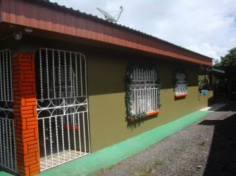 Bonita casa en  Venta, Guapiles  CG-20-1183