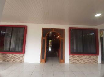 Moderna casa familiar en Venta, Guapiles  CG-22-96