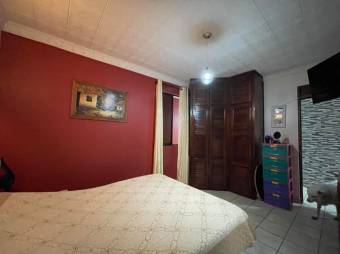 Venta de céntrica casa en Desamparados de Alajuela #21-133