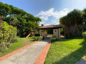 Venta de estupenda casa en Pozos de Santa Ana #21-1984