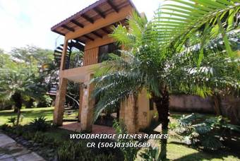 CR Santa Ana venta casa con piscina / gran jardin