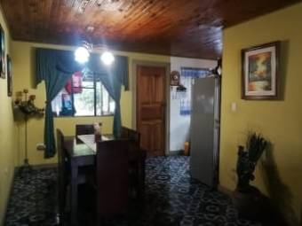 Hermosa casa en venta en un terreno de 735m2 Hermosa casa en venta en un terreno de 735m2