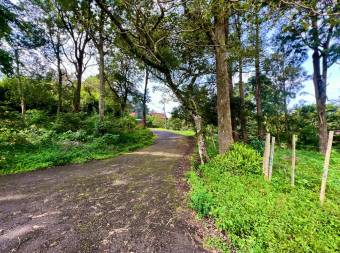 Lote residencial Aves del Paraíso San Rafael de Heredia #1166