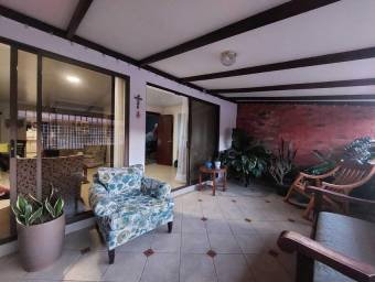 Casa en Venta en Alajuela, Alajuela. RAH 22-1792