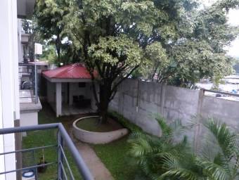 Apartamento enh Venta en Ulloa, Heredia. RAH 21-564