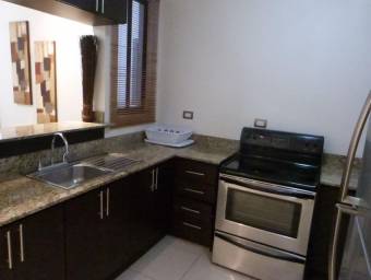 Apartamento enh Venta en Ulloa, Heredia. RAH 21-564