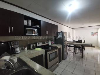 Se vende casa con dos apartamentos en Barva Heredia 22-2249