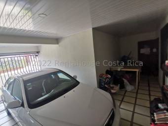 Se vende casa con dos apartamentos en Barva Heredia 22-2249