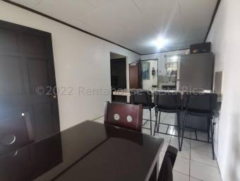 Se vende casa con dos apartamentos en Barva Heredia 22-2249