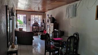 Se vende propiedad con dos casa en san josecito san rafel Heredia -22-1653