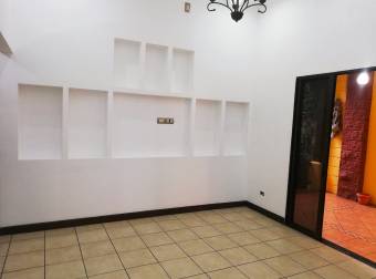 Se vende espaciosa casa con patio en a 1 km de brigestone belen san antonio 23-495