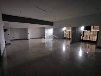 SE ALQUILA LOCAL COMERCIAL EN PLAZA ROHRMOSER, PAVAS