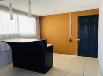 Bonito Apartamento en Alquiler, Guapiles Centro