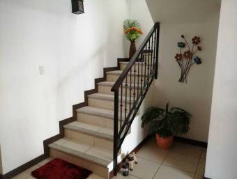 Casa en Venta en La Unión, Cartago. RAH 22-919