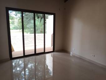 Casa en Venta en Belén, Heredia. RAH 23-701