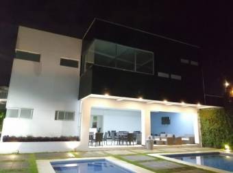 CityMax Costa Rica tiene Casa a la venta en La Trinidad de Moravia San José