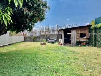 Casa en Venta en Barva, Heredia. RAH 23-690