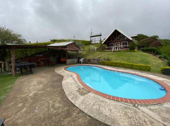 Selling Property in Birrisito from Paraíso in Cartago