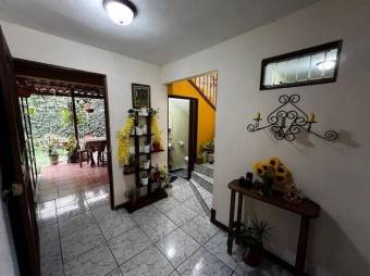 MLS-23-636 VENTA CASA TRES RÍOS CARTAGO