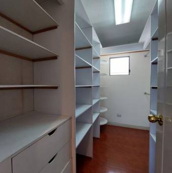 MLS-23-794 VENTA CASA ROHRMOSER SAN JOSE