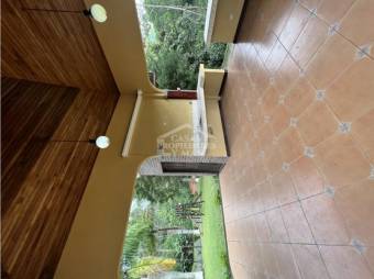 SE VENDE CASA EN EL CARMEN DE CARTAGO