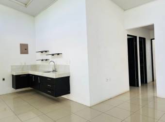 Bonita y Comoda casa en Guapiles Centro,  En Venta    CG-23-833