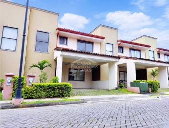 Se vende ,casa ,condominio, Santo Domingo, Santo Thomas