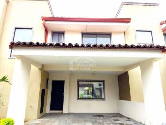 Se vende ,casa ,condominio, Santo Domingo, Santo Thomas