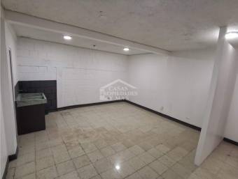 SE ALQUILA LOCAL COMERCIAL EN SAN JOSE CENTRO