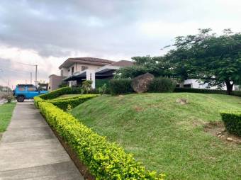 Se vende lote de 545m2 en privilegiada zona de Guácima de Alajuela 24-487