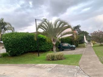 Se vende lote de 545m2 en privilegiada zona de Guácima de Alajuela 24-487