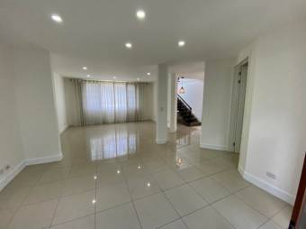 MLS-24-594 VENTA CASA SAN RAFAEL ESCAZU