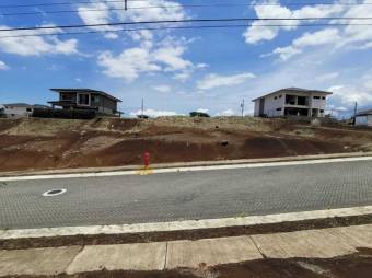 Se vende lote plano para construir en exclusivo condominio de la ceiba de Alajuela 23-2807