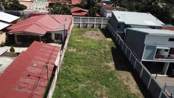 Se vende lote con permiso de construcción en Pozos de Santa Ana 24-521