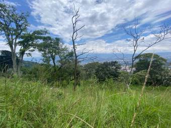 Se vende lote con hermosas vistas en San Antonio de Escazú 23-2033