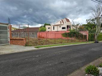 Se vende lote en exclusiva zona de altamonte en granadilla de Curridabat 23-2976