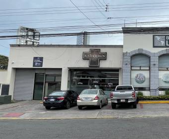 Local comercial a la venta o alquiler en Rohrmoser. Bien adjudicado bancario., $ 399,000, 2, San José, San José