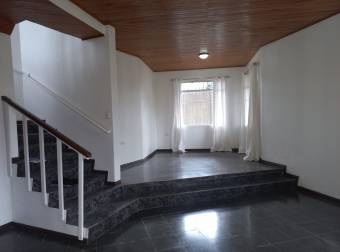 V199 Casa 2 plantas Coyol de Alajuela, Residencial Sierra Morena.
