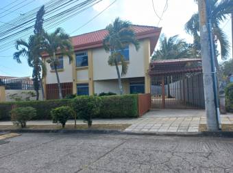 V199 Casa 2 plantas Coyol de Alajuela, Residencial Sierra Morena.