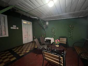 Se vende lote con uso de suelo comercial en Escazú Centro 23-2767