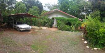 Se vende casa ubicada en San Mateo de Alajuela 470 m2