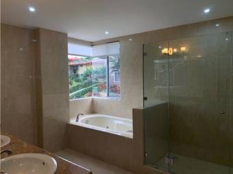 ALQUILER DE APARTAMENTO AMUEBLADO, ESCAZU, SAN RAFAEL, CONDOMINIO VALLE ARRIBA