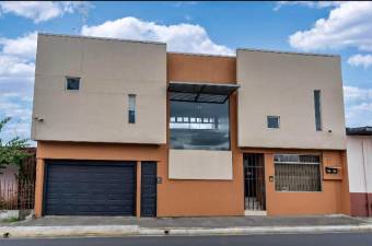 Se vende edificio con uso de suelo mixto en Barva Hereda A23-2396