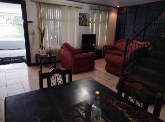 Se vende espaciosa propiedad en San Pablo Heredia A24-1659