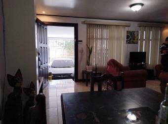 Se vende espaciosa propiedad en San Pablo Heredia A24-1659