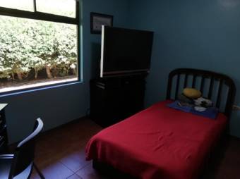 Se vende casa con amplio terreno en Concepcion San Rafael A23-2637