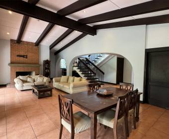 Casa a la venta ubicada en San Rafael de Escazú.