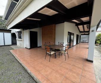 Casa a la venta ubicada en San Rafael de Escazú.