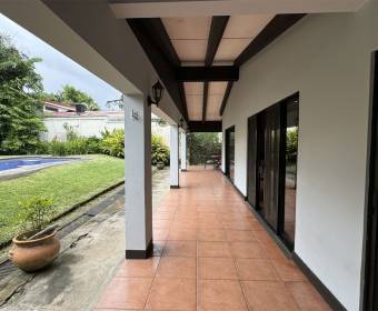 Casa a la venta ubicada en San Rafael de Escazú.