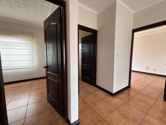 Venta de Casa en San Francisco, Heredia. RAH 25-444